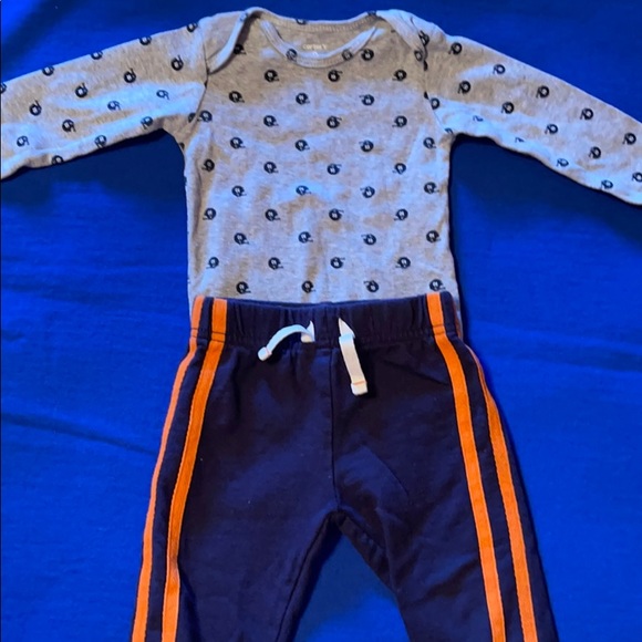 Carter’s Outfit - Picture 1 of 6